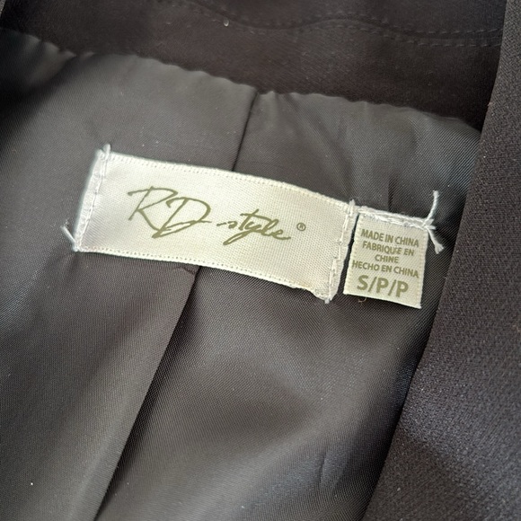 Sleeveless crop jacket with padded shoulder size S - Picture 2 of 9